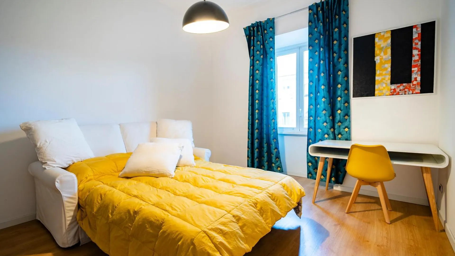 San Giovanni Art Apartment Rome Italy