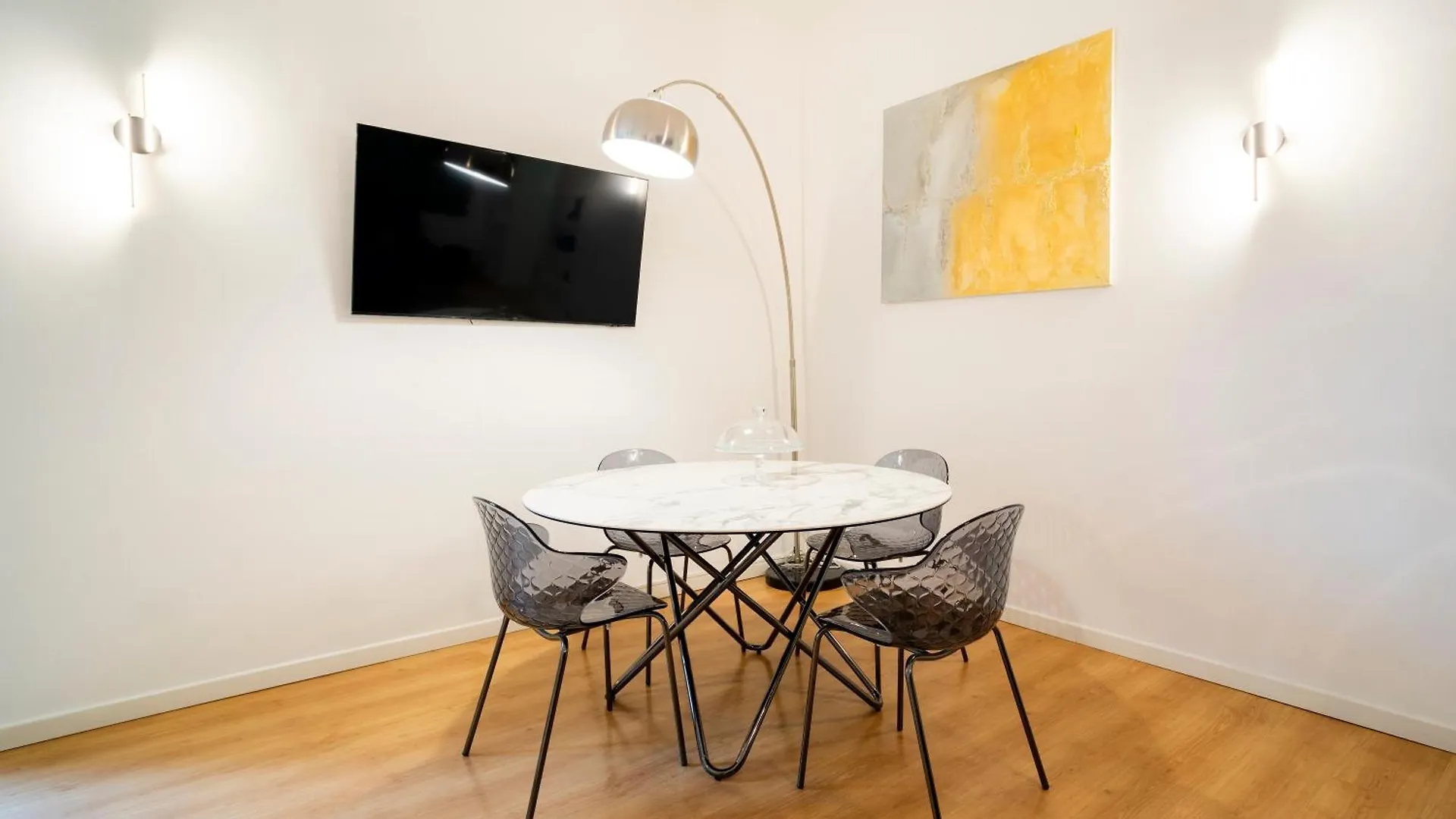 San Giovanni Art Apartment Rome